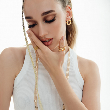 Эффектное матовое кольцо