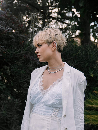 Готичное колье с шипами