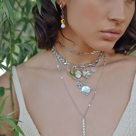 Четырехъярусная подвеска с деталями