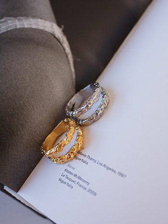 Текстурированное ретро кольцо
