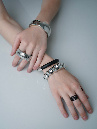 Многослойное матовое кольцо