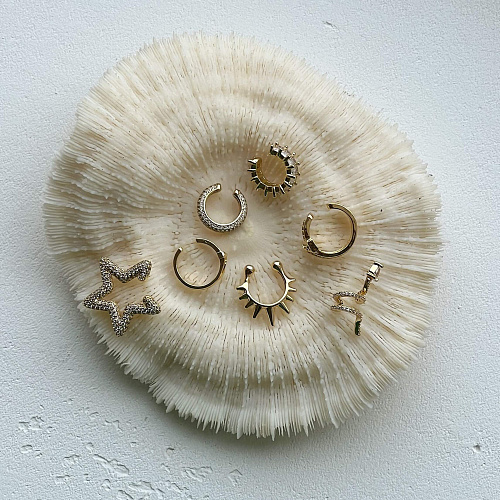 Архитектурный кафф с камнями Архитектурный кафф с камнями