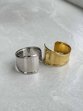 Литой браслет-манжета