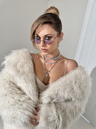 Готичное колье с шипами