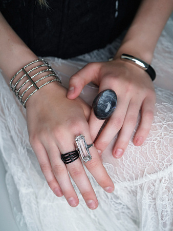 Многослойное матовое кольцо