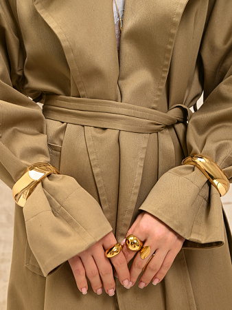 Массивный глянцевый браслет