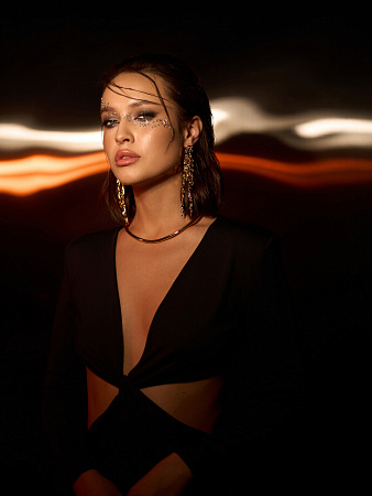 Ниспадающие серьги-лепестки