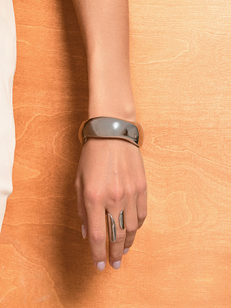 Глянцевое стэйтмент-кольцо