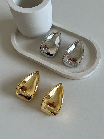 Яркие серьги-лепестки