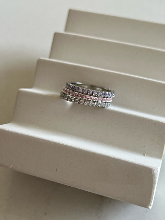 Мечтательное кольцо с цирконами