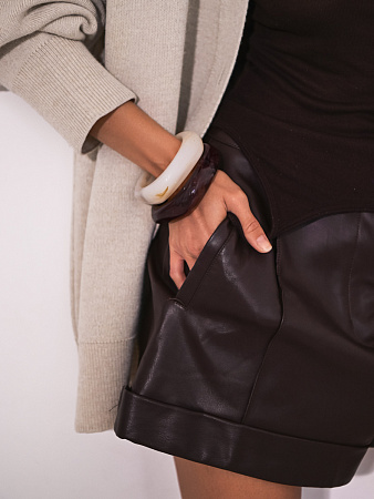 Этнический акриловый браслет