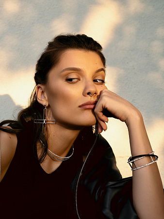 Двухъярусный браслет с камнями