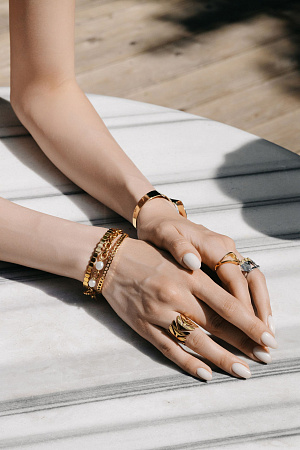 Невесомый резной браслет