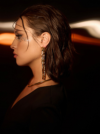 Ниспадающие серьги-лепестки