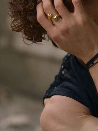 Современное кольцо объятия