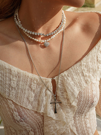 Искристый чокер с кристаллами