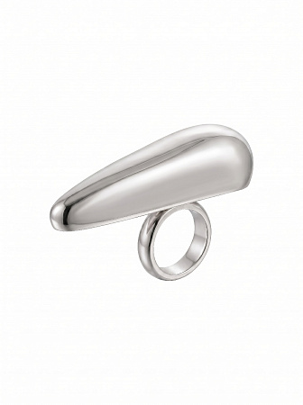 Яркое каплеобразное кольцо