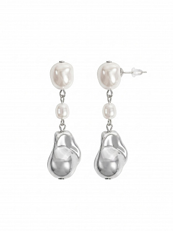 Изящные серьги с перламутром