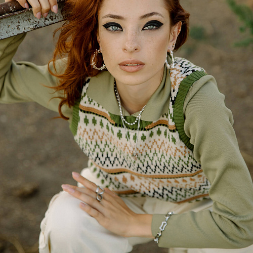 Неординарный браслет-цепь Неординарный браслет-цепь