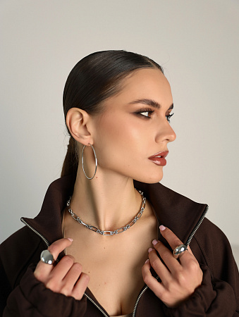 Каплевидное объемное кольцо