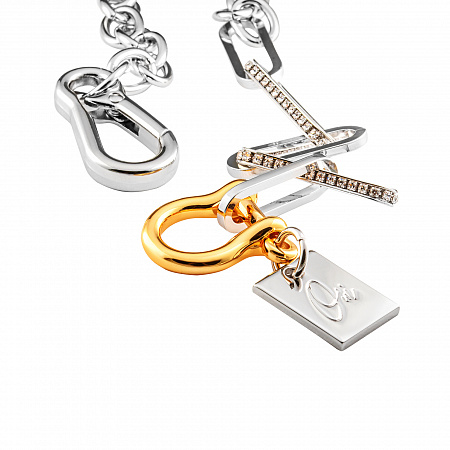 Двухцветная цепь с кристаллами