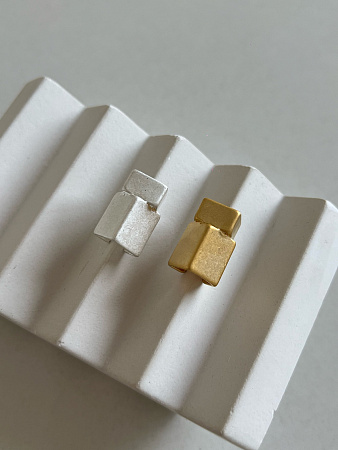 Футуристичный матовый кафф