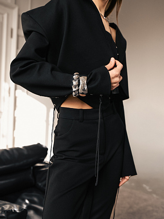 Ребристый браслет-кафф