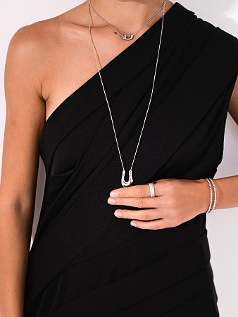 Утонченное кольцо с цирконами