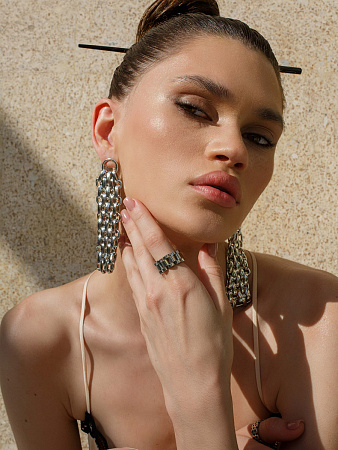 Массивные серьги с плетением